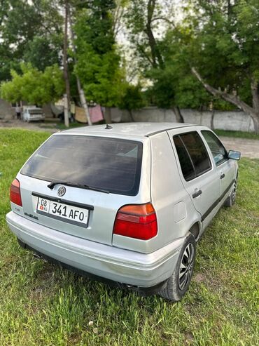 рольф: Volkswagen Golf: 1996 г., 1.8 л, Автомат, Бензин, Седан