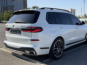 e53 4 8: BMW X7: 2024 г., 3 л, Автомат, Дизель, Внедорожник — 7