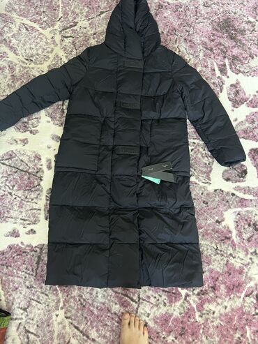 продаю зимняя куртка: Пуховик, 5XL (EU 50)