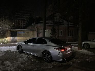 Toyota: Toyota Camry: 2018 г., 2.5 л, Автомат, Бензин, Седан — 9