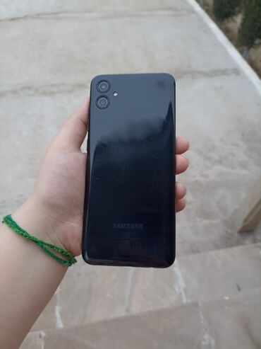 samsung a04s: Samsung Galaxy A04s, 4 GB, rəng - Qara