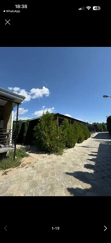 Продажа коттеджей и домов: Продаю коттедж на Иссык-Куле, с. Чоктал, пансионат Париж-2. Две — 18