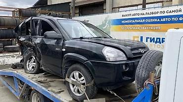 докатки: Разбор Hyundai Tucson — оригинальные б/у запчасти Предлагаются к — 1