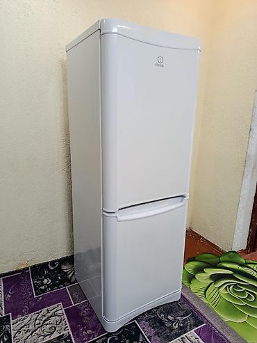купит холодильник бу: Холодильник Indesit, Б/у, Двухкамерный, De frost (капельный), 60 * 175 * 60 — 2