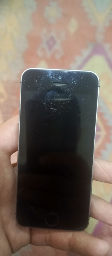 Apple iPhone: IPhone 5s, 16 GB, Black Titanium, Barmaq izi