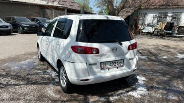 белая mazda: Mazda Demio: 2005 г., 1.3 л, Автомат, Бензин