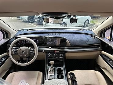 carnival: Kia Carnival: 2020 г., Минивэн — 6