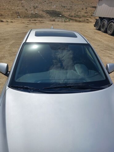 фольксваген поло седан: Hyundai Elantra – sedan Məlumat və xüsusiyyətlər: - İstehsal: Hyundai