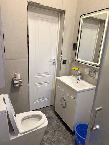 Посуточная аренда квартир: 3 комнаты, Душевая кабина, Постельное белье, Кондиционер — 5