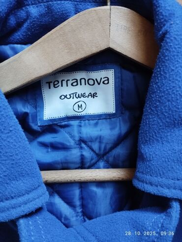 Kaputi: Terranova, M, Jednobojni, Sa postavom — 2