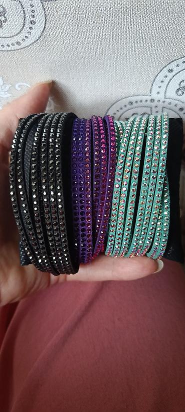 Swarovski Slake qolbağı - Rənglər: qara, bənövşəyi, fuşya/çəhrayı