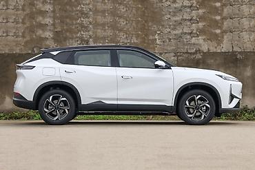 Dongfeng: Dongfeng : 2026 г., Автомат, Электромобиль, Кроссовер — 6