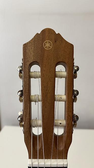 ямаха с40: 🎸 Yamaha C40M (матовая) + фирменный чехол Продаю классическую гитару — 2