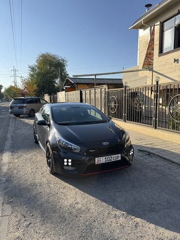 аванте машина: Kia Ceed GT: 2015 г., 1.6 л, Механика, Бензин, Хэтчбэк