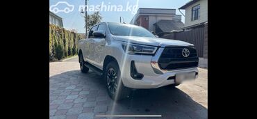 машина спортивная: Toyota Hi-Lux: 2023 г., 2.7 л, Автомат, Бензин, Пикап