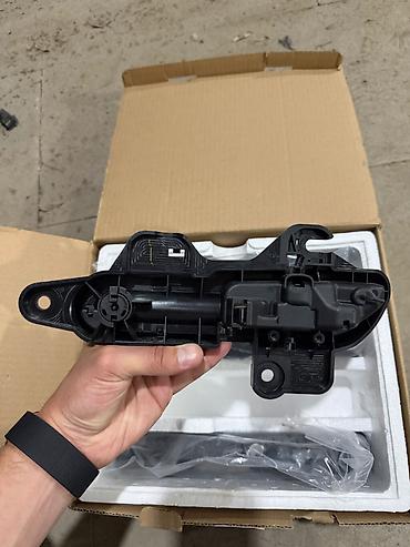 mını traktor: Tesla model 3 highland qapi ruckalari Yeni kimidir 2 min km getmish — 2
