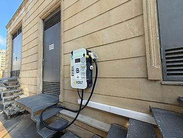 kredıtle evler: 3 otaqlı, Yeni tikili, 135 kv. m — 2