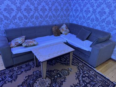 Divan və masa dəstləri: Künc divan, Açılmayan, Bazasız, Parça, Çatdırılma yoxdur
