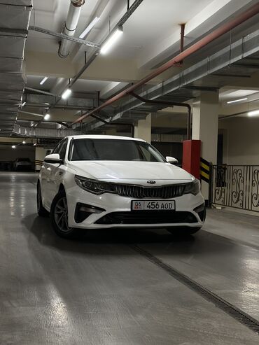 Kia: Kia K5: 2019 г., 2 л, Газ