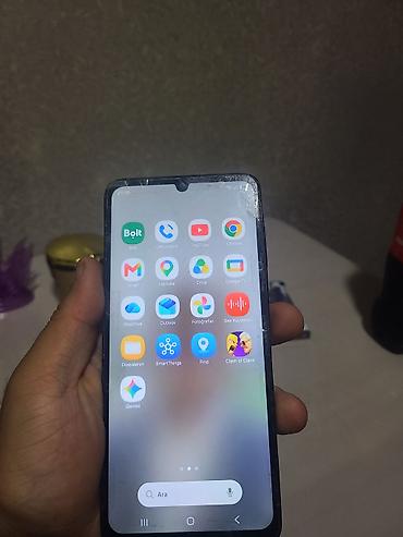 Mobil telefonlar: Samsung Galaxy S22 — 1