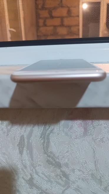 iphon 6 plus: IPhone 8 Plus, 64 GB, Qızılı, Simsiz şarj — 5