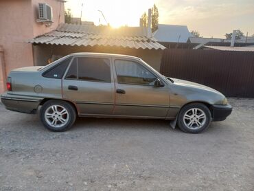коробка опель вектра б: Daewoo Nexia: 2000 г., 1.5 л, Механика, Бензин, Седан