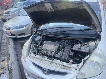 Honda: Honda Fit: 2004 г., 1.3 л, Вариатор, Бензин, Хэтчбэк — 7