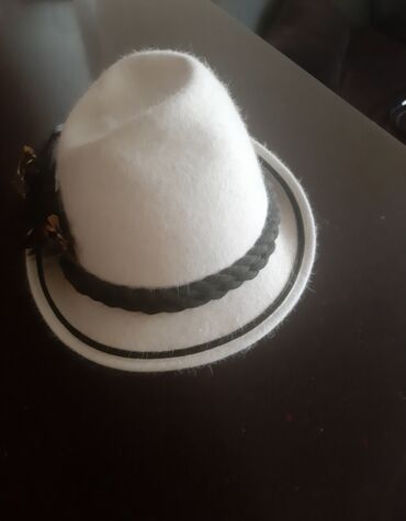 Baş geyimləri: Qadın papaqları — 10