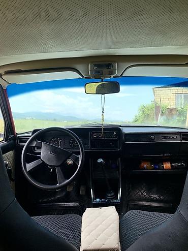 kohnə maşın bazarı: VAZ 2107, ağ rəng, 4 qapılı sedan. Maşın otur sür maşındı 2006 1.7 — 9