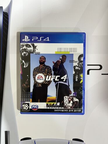 PS4 (Sony Playstation 4): Ps 4 oyunu UFC 4 ideal vəziyyətdə hec bir cızıgı ve yaxud lekesi falan