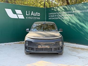 kaiyi e5: Lixiang L8: 2025 г., 1.5 л, Автомат, Гибрид, Кроссовер — 9