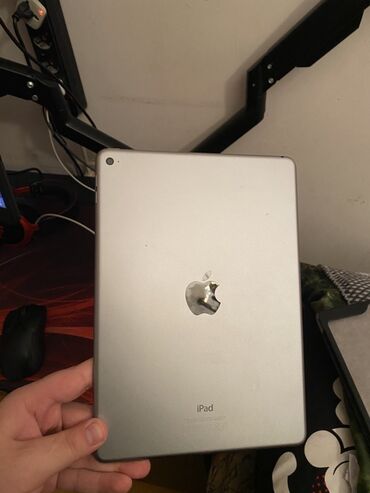 Planşetlər: İşlənmiş Apple iPad Air 2, 8,4", < 64 GB