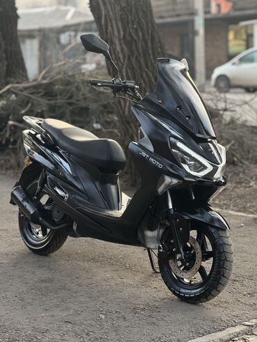 Скутеры: Скутер Yamaha, 150 куб. см, Бензин, Б/у