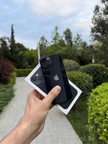 Apple iPhone: IPhone 13, Qara, Face ID — 8