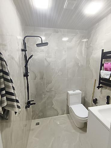 Kombilər: Məhsul: Mənzildə quraşdırılmış hamam–sanitar qovşağı və qazla işləyən — 4