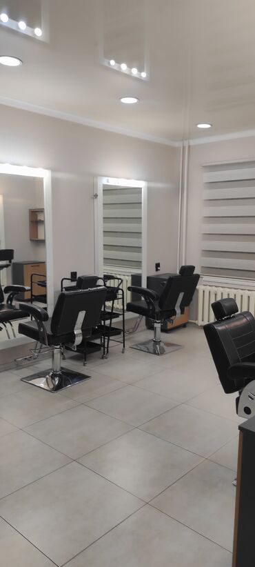 Помещения свободного назначения: Сдается коммерческое помещение, оборудованное под салон красоты. С — 16