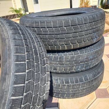 шины maxxis: Шины 215 / 60 / R 17, Зима, Б/у, Комплект, Легковые, Dunlop