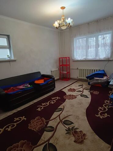 квартира частном доме: 1 бөлмө, Менчик ээси, Чогуу жашоосу жок, Жарым -жартылай эмереги бар