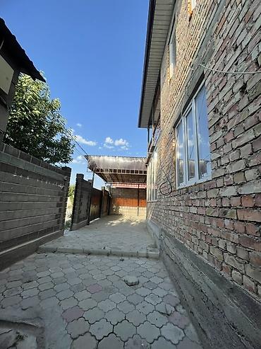 Продажа коттеджей и домов: Арча-Бешикте чон уй - чон мумкунчулук! 176 м2| 4 сотых | 5 болмо ° — 5