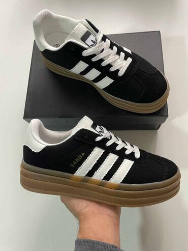 wintro patike: Adidas, 39, color - Black