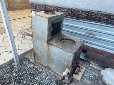 Буржуйки: Продаю печку для отопления, паровой, в комплекте. Металл российский