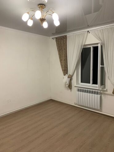 Долгосрочная аренда домов: 40 м², 2 комнаты, Парковка, Подвал, погреб, Забор, огорожен