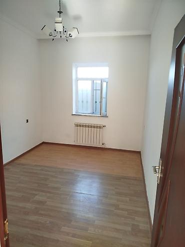 montinde evler: 2 otaqlı, 50 kv. m, Kredit yoxdur, Orta təmir — 4