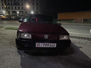 Volkswagen: Volkswagen Passat: 1990 г., 1.8 л, Механика, Бензин, Седан — 2