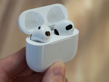 наушники проводные бишкек: AirPods 3 в идеальном состоянии, качество звука на высшем уровне