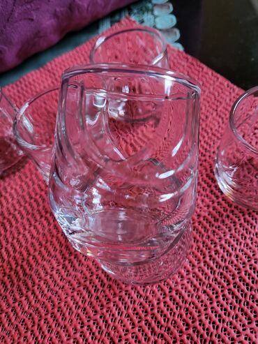 Čaše: Casice nove za zestoko pice. Casice komada 6 u ceni na lalafo.rs — 8 Čaše: Casice nove za zestoko pice. Casice komada 6 u ceni — 8