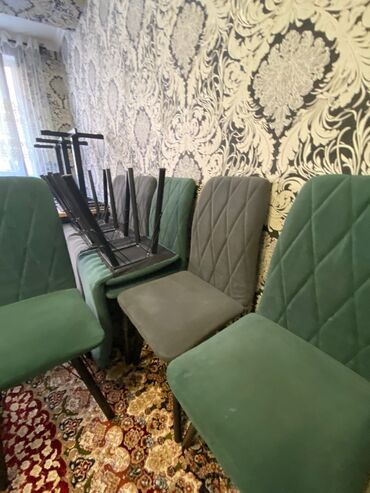 журнальный стул: Комплект стол и стулья Для кафе, ресторанов, Б/у
