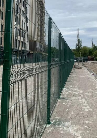 Другие стройуслуги: Предлагаем услуги по установке различных видов ограждений, включая — 11