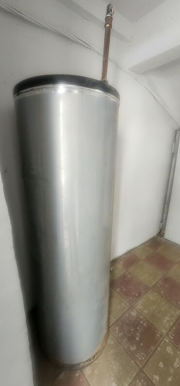 işlənmiş kombilər: Böyük həcmli şaquli su qızdırıcısı (boiler) - Korpus: paslanmayan