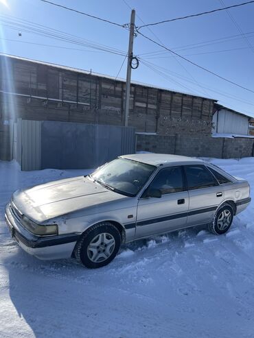 Mazda: Mazda 626: 1990 г., 2 л, Механика, Бензин, Хэтчбэк